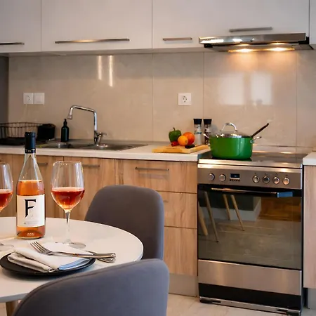 Διαμέρισμα Gimispace Nine, 75 Sqm 2br Near Metro